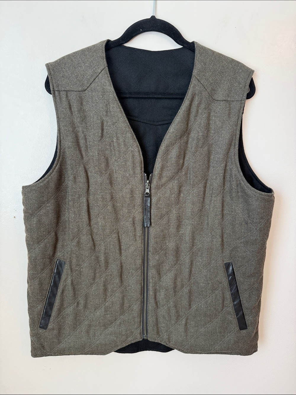 Schnee's Vest Men’s Large Black Wool Reversible Bozeman Montana Western Full Zip
